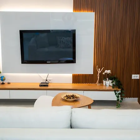 Aa Flat شقة ساراندا