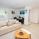 Aa Flat Apartment *