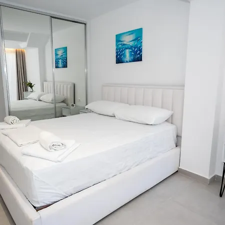 Aa Flat Apartment Sarande
